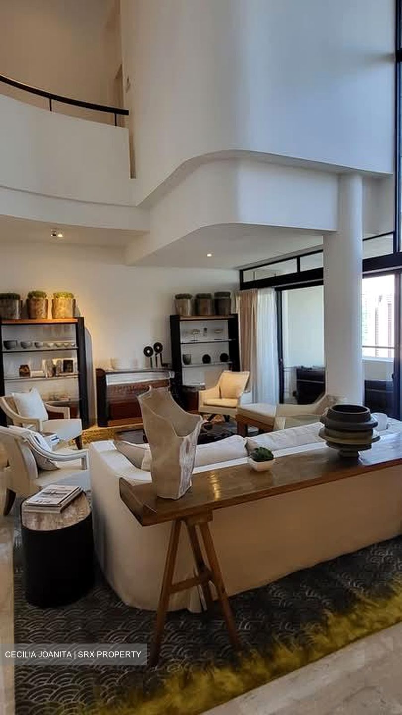 The Colonnade (D10), Condominium #566111431